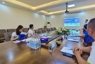 卓譽(yù)集團(tuán)領(lǐng)導(dǎo)到訪南天涂料 共商合作新機(jī)遇